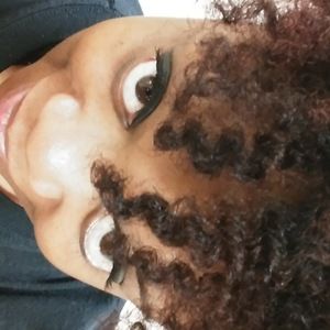 Meet your Posher, Niaskye